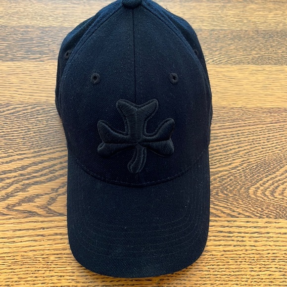 Top of the World Other - Black Notre Dame baseball hat. Top of the World
